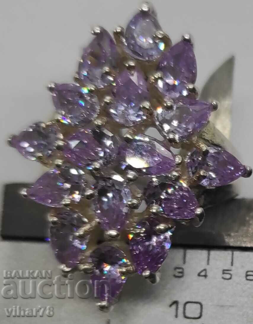 Auction WOMEN'S SILVER RING Auction WOMEN'S SILVER RING