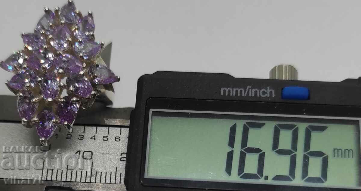 WOMEN'S SILVER RING - 5 WOMEN'S SILVER RING - 5