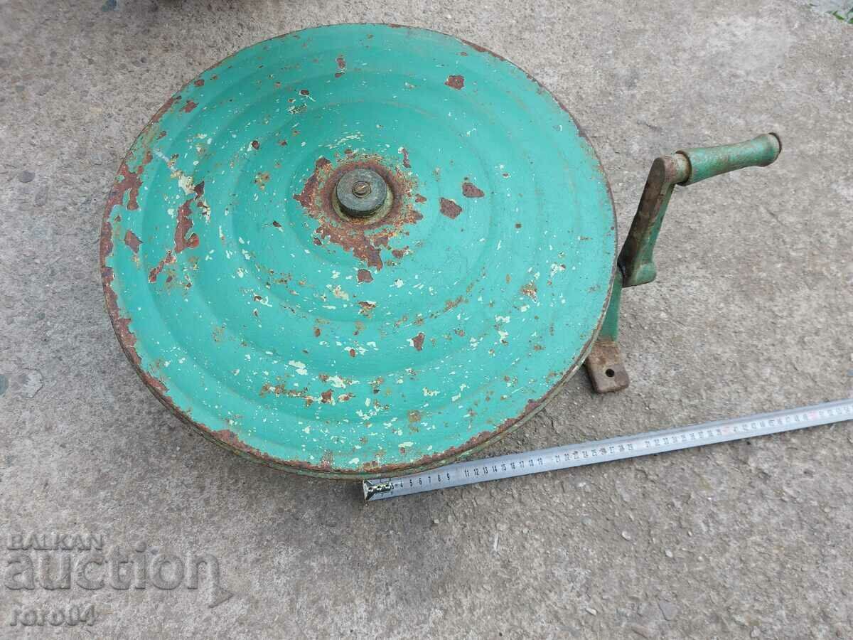OLD DEVICE - APPARATUS - MILL with price € 177.99 | 348.12 BGN