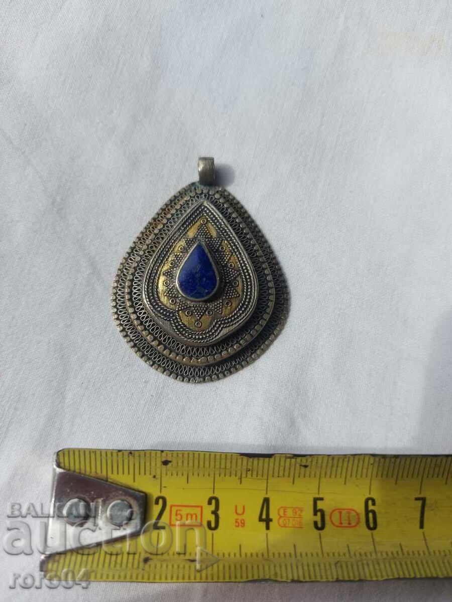 JEWELERY - OLD - 5 JEWELERY - OLD - 5