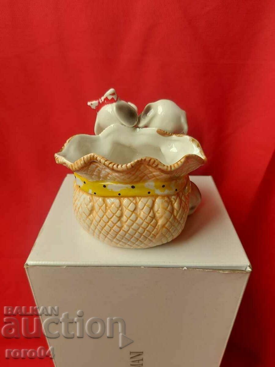 Auction PORCELAIN STATUS Auction PORCELAIN STATUS