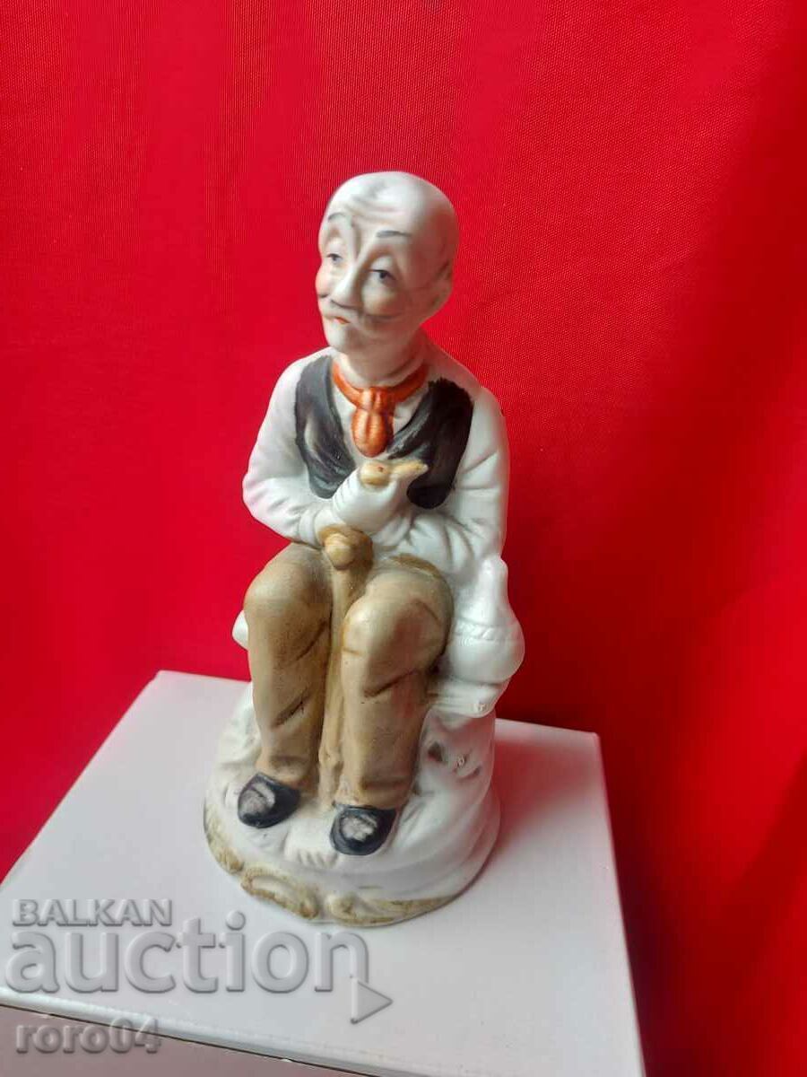 porțelan statuette