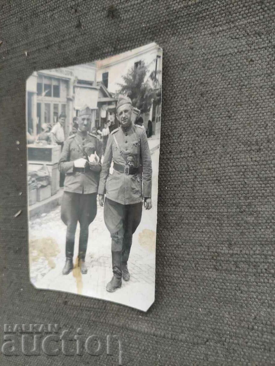 In Kumanovo, 1942, Col