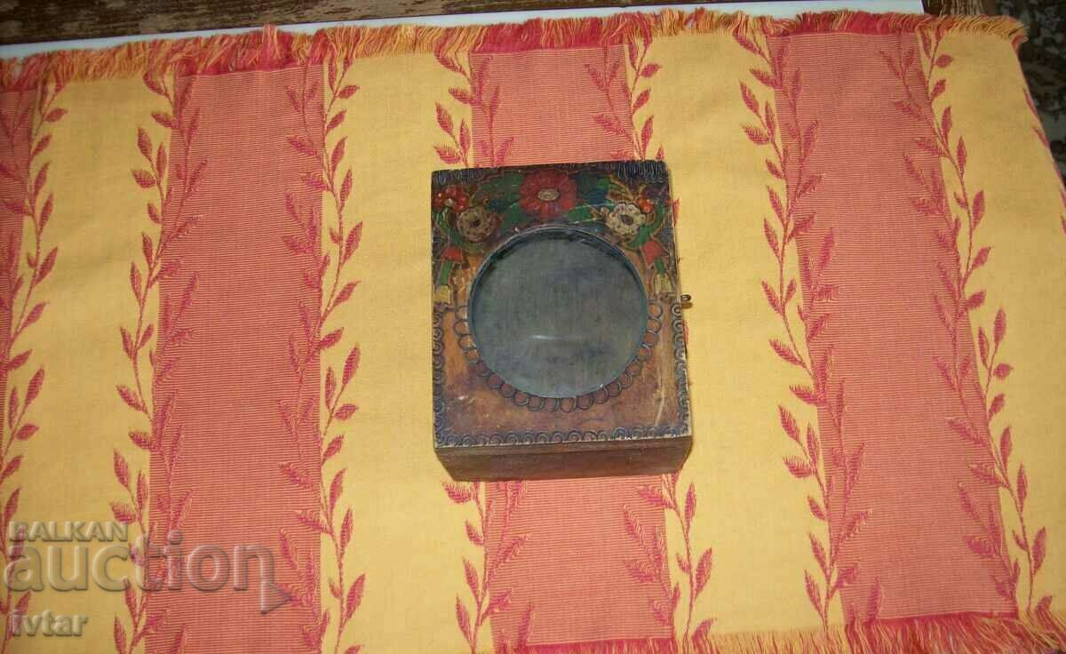 Ceas/cutie ceas deşteptător/ cu preț 19.00 BGN | € 9.71