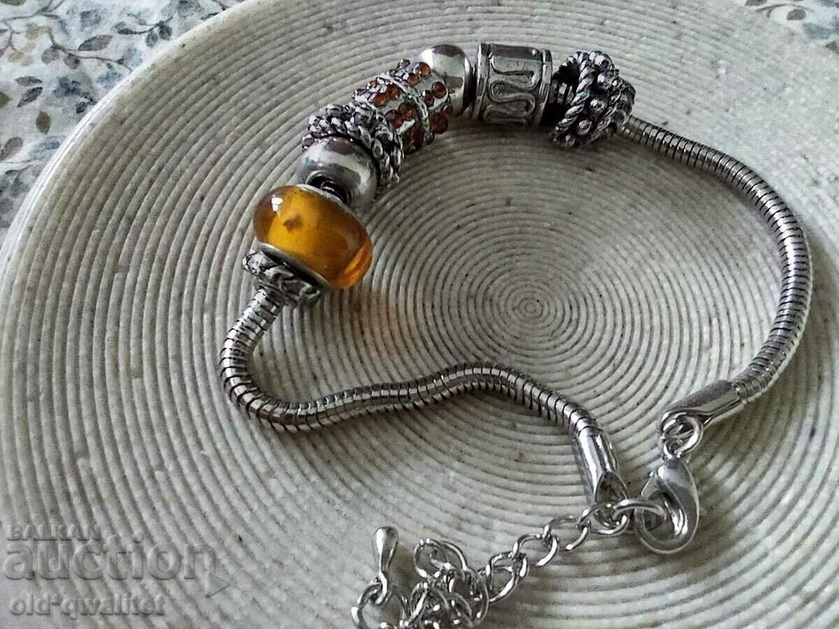 Auction  Pandora bracelet