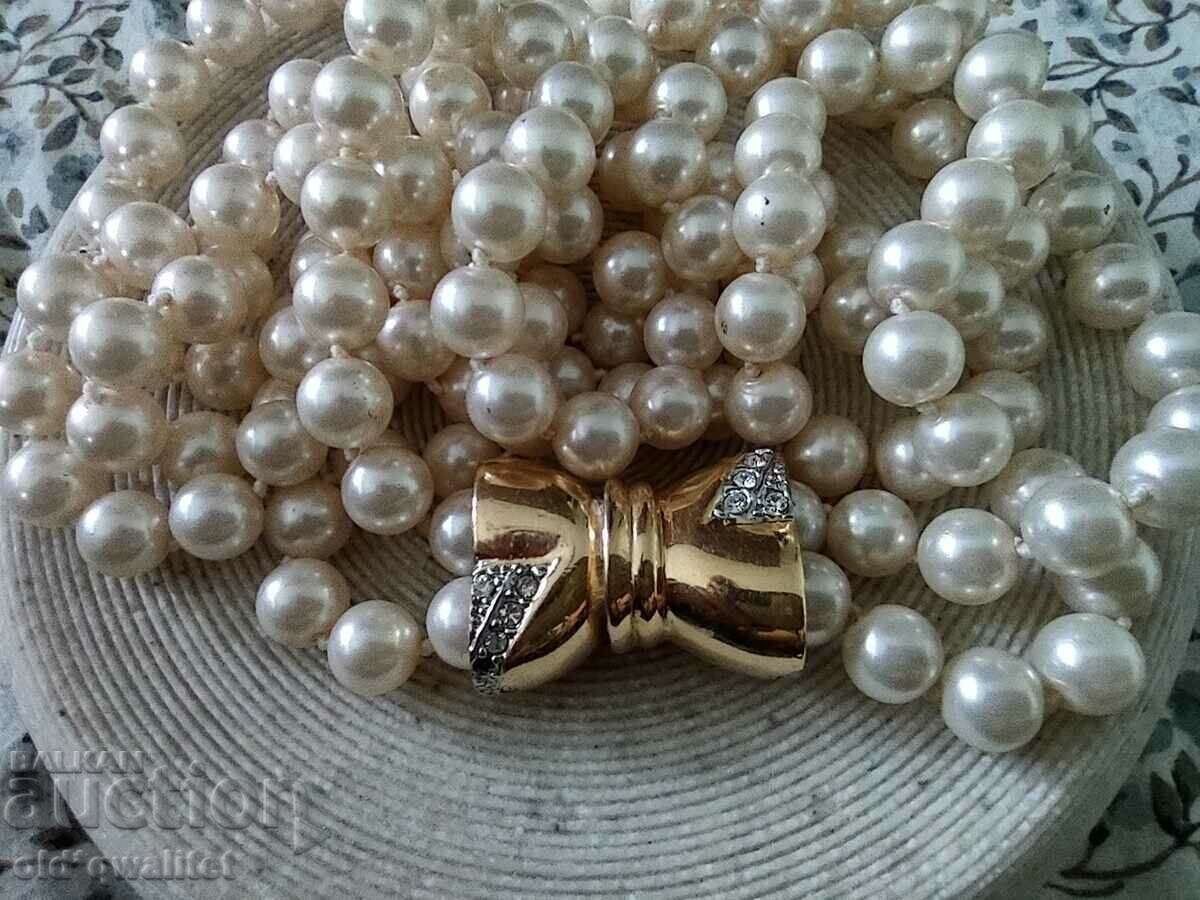 Necklace with synthetic pearls and gold-plated clasp - 5