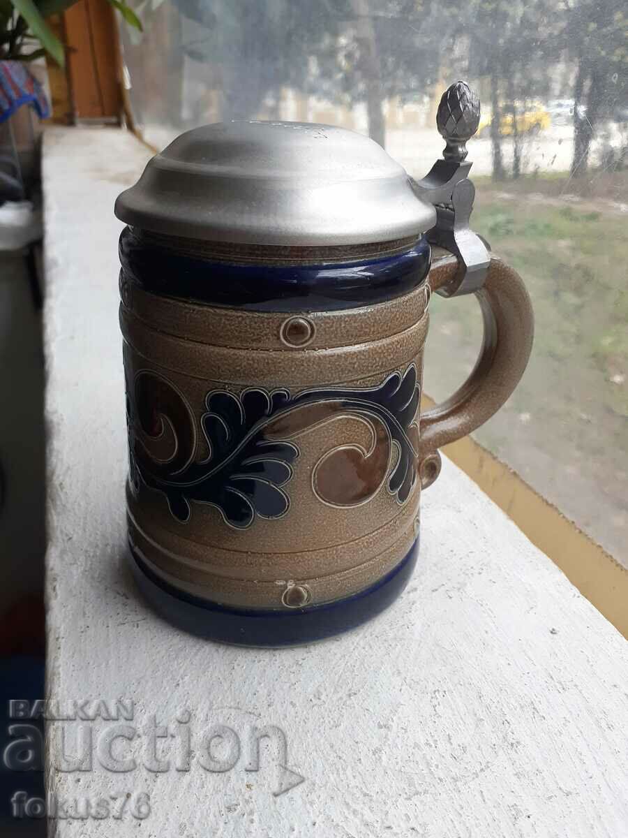 Παλαιά γερμανική κούπα μπύρας Goebel με τιμή 89.00 BGN | € 45.50 Παλαιά γερμανική κούπα μπύρας Goebel με τιμή 89.00 BGN | € 45.50