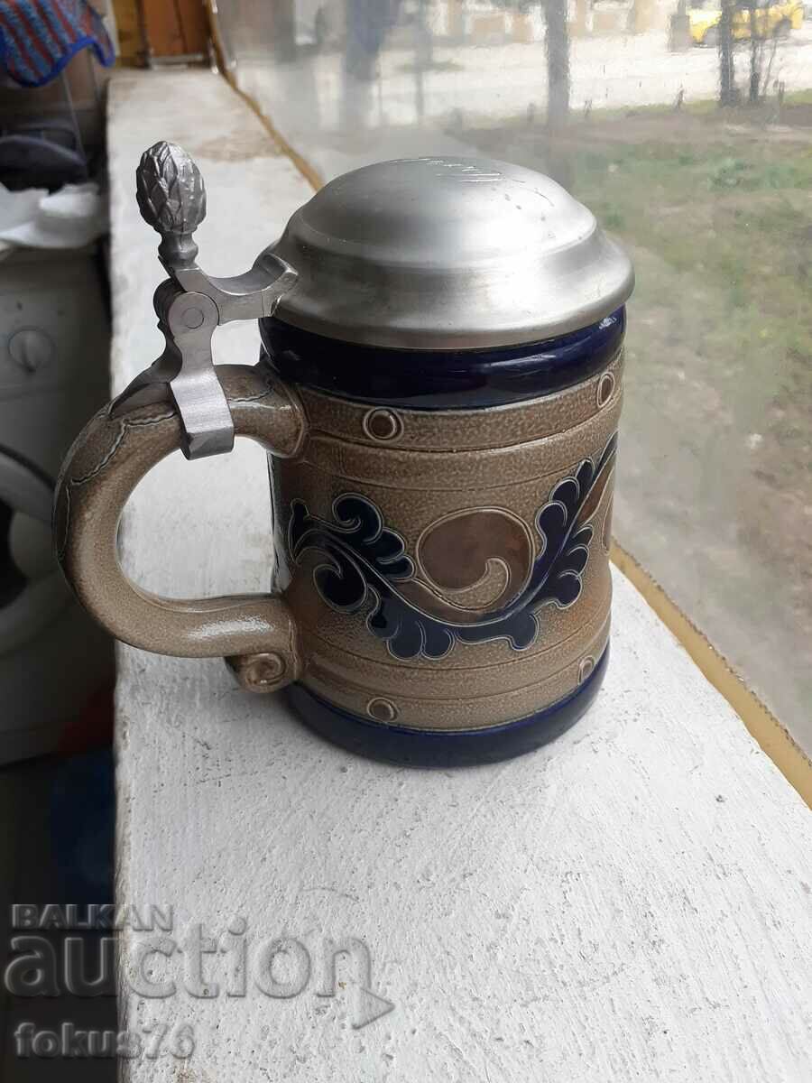 Παράδοση Παλαιά γερμανική κούπα μπύρας Goebel Παράδοση Παλαιά γερμανική κούπα μπύρας Goebel