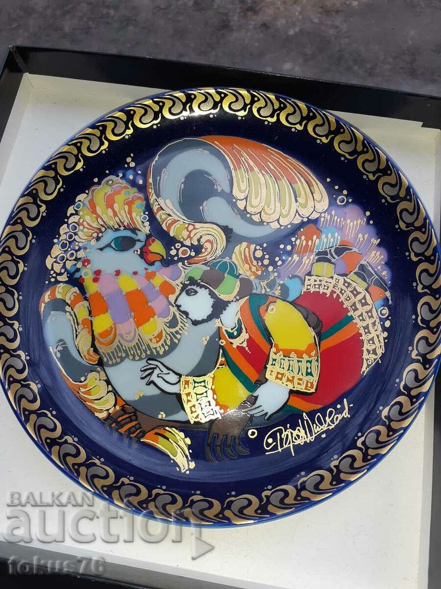 Delivery of Collectors wall plates Rozenthal porcelain 3 pieces Delivery of Collectors wall plates Rozenthal porcelain 3 pieces