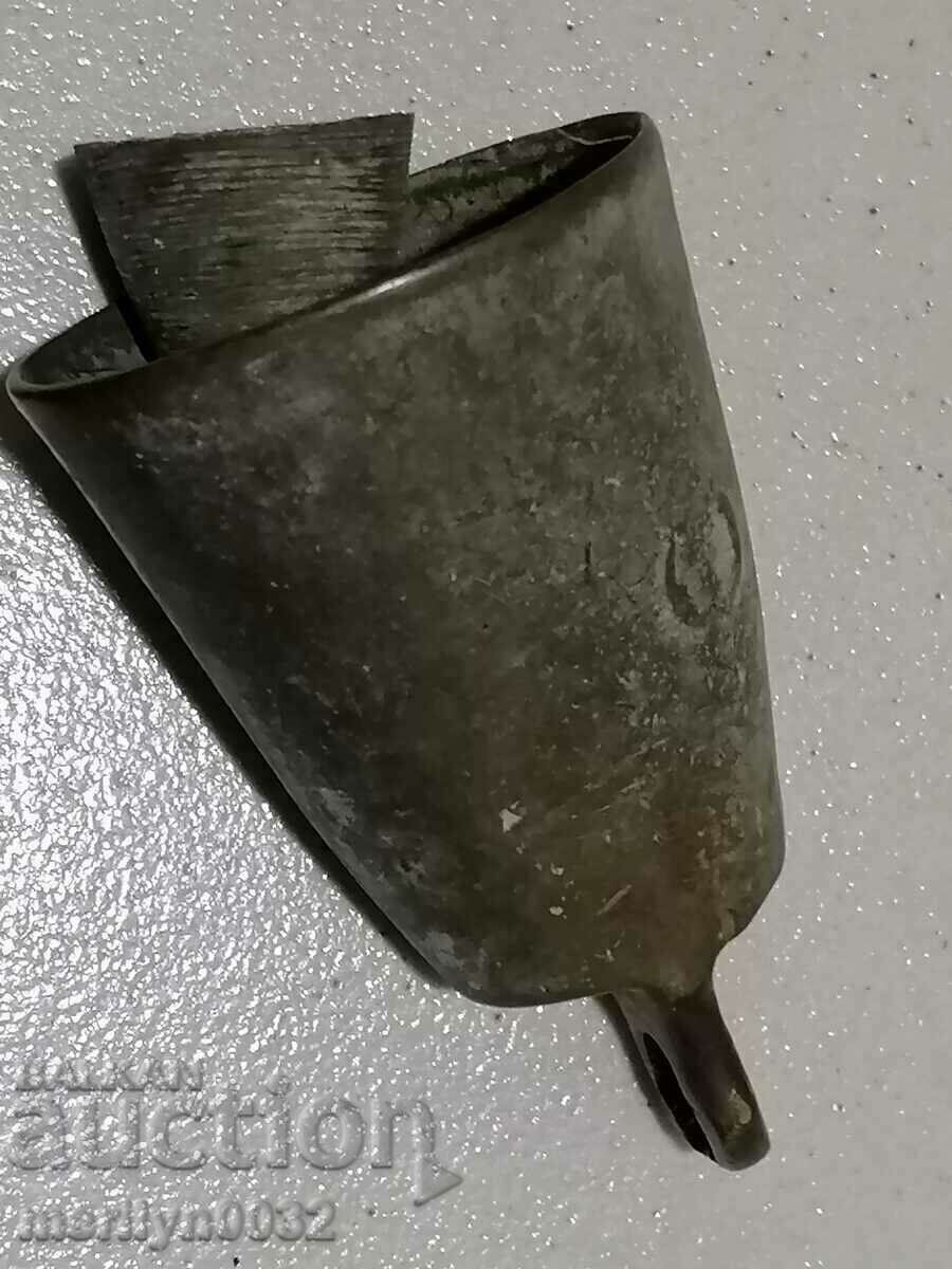 Δημοπρασία Οθωμανικό χάλκινο τσαν, παλαμάκια, καμπάνα, καμπάνα Δημοπρασία Οθωμανικό χάλκινο τσαν, παλαμάκια, καμπάνα, καμπάνα