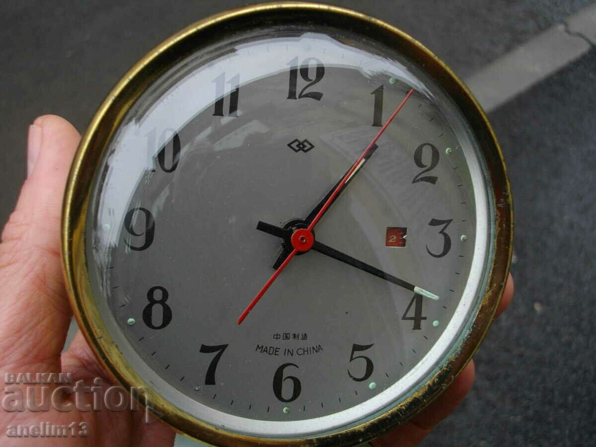 ΠΑΛΙΟ ΚΙΝΕΖΙΚΟ ΞΥΠΝΗΤΗΡΙΟ με τιμή € 12.00 | 23.47 BGN