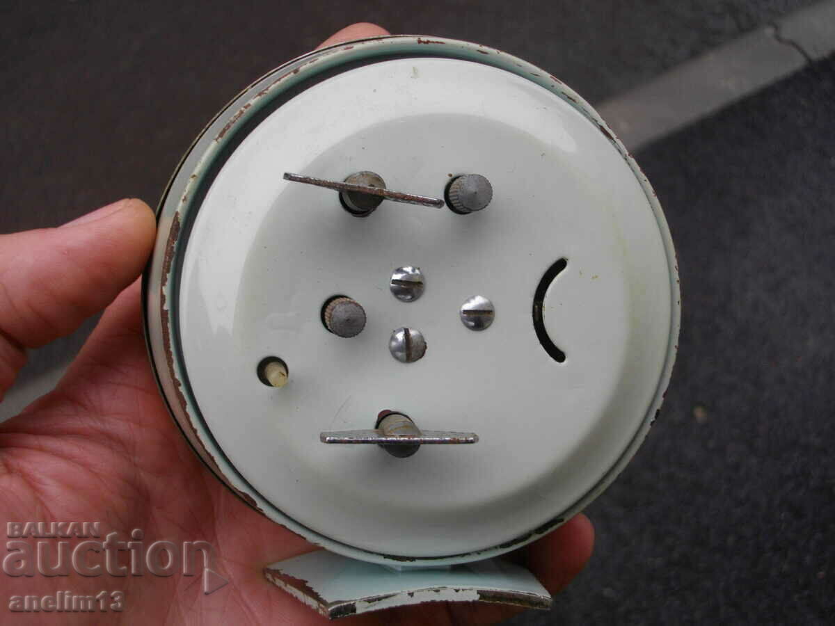 ΠΑΛΙΟ ΚΙΝΕΖΙΚΟ ΞΥΠΝΗΤΗΡΙΟ - 5