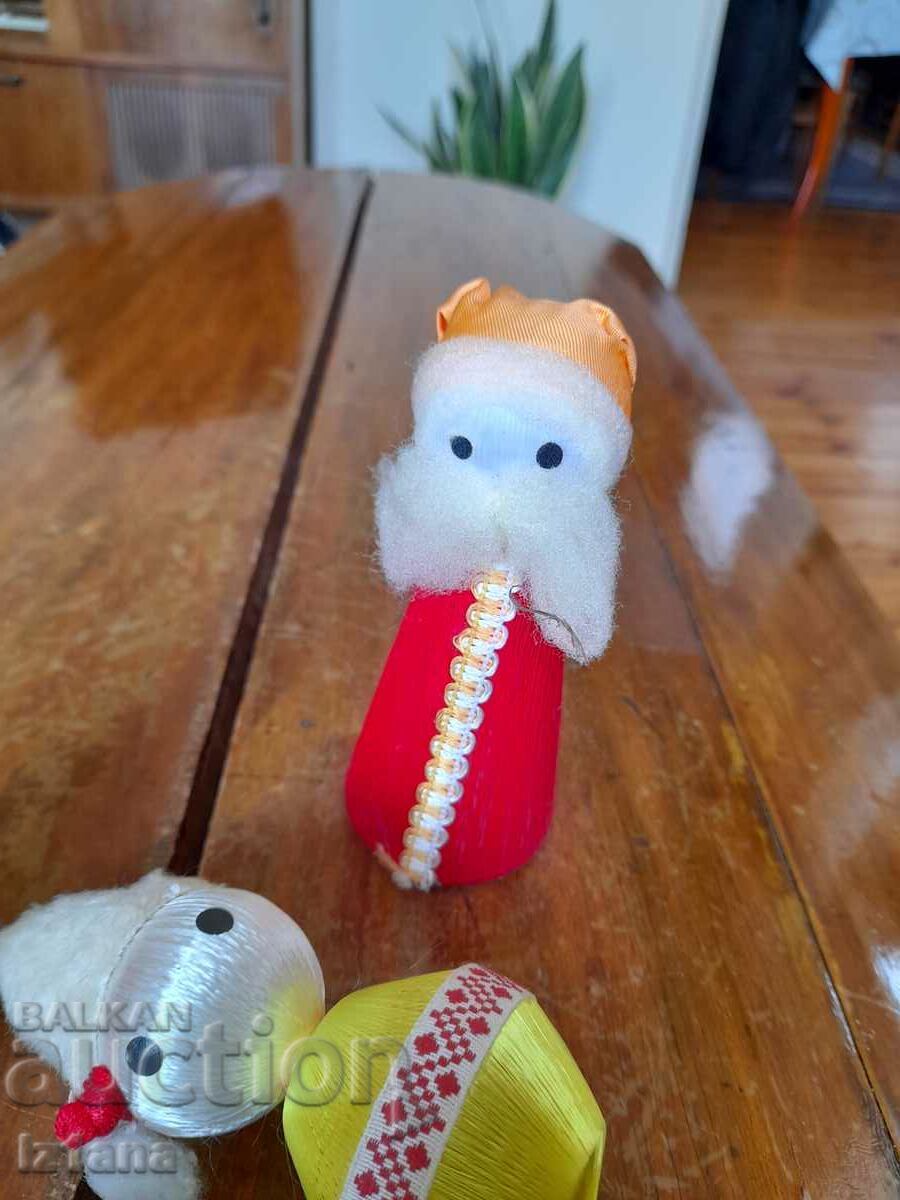 Delivery of Christmas toy, Christmas tree toys, Christmas tree ornament Delivery of Christmas toy, Christmas tree toys, Christmas tree ornament