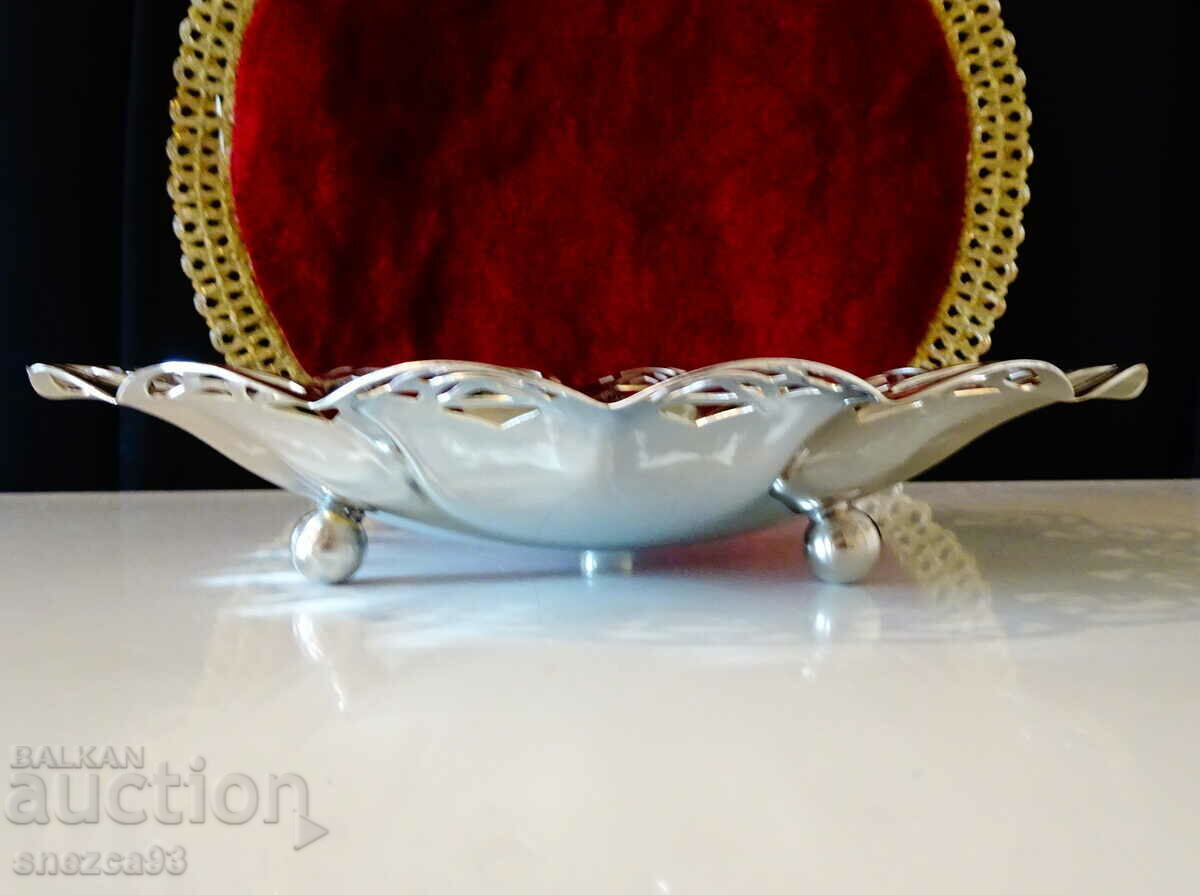 Silver plated fruit bowl J.Reihhart,W.Germany. with price 49.00 BGN | € 25.05 Silver plated fruit bowl J.Reihhart,W.Germany. with price 49.00 BGN | € 25.05