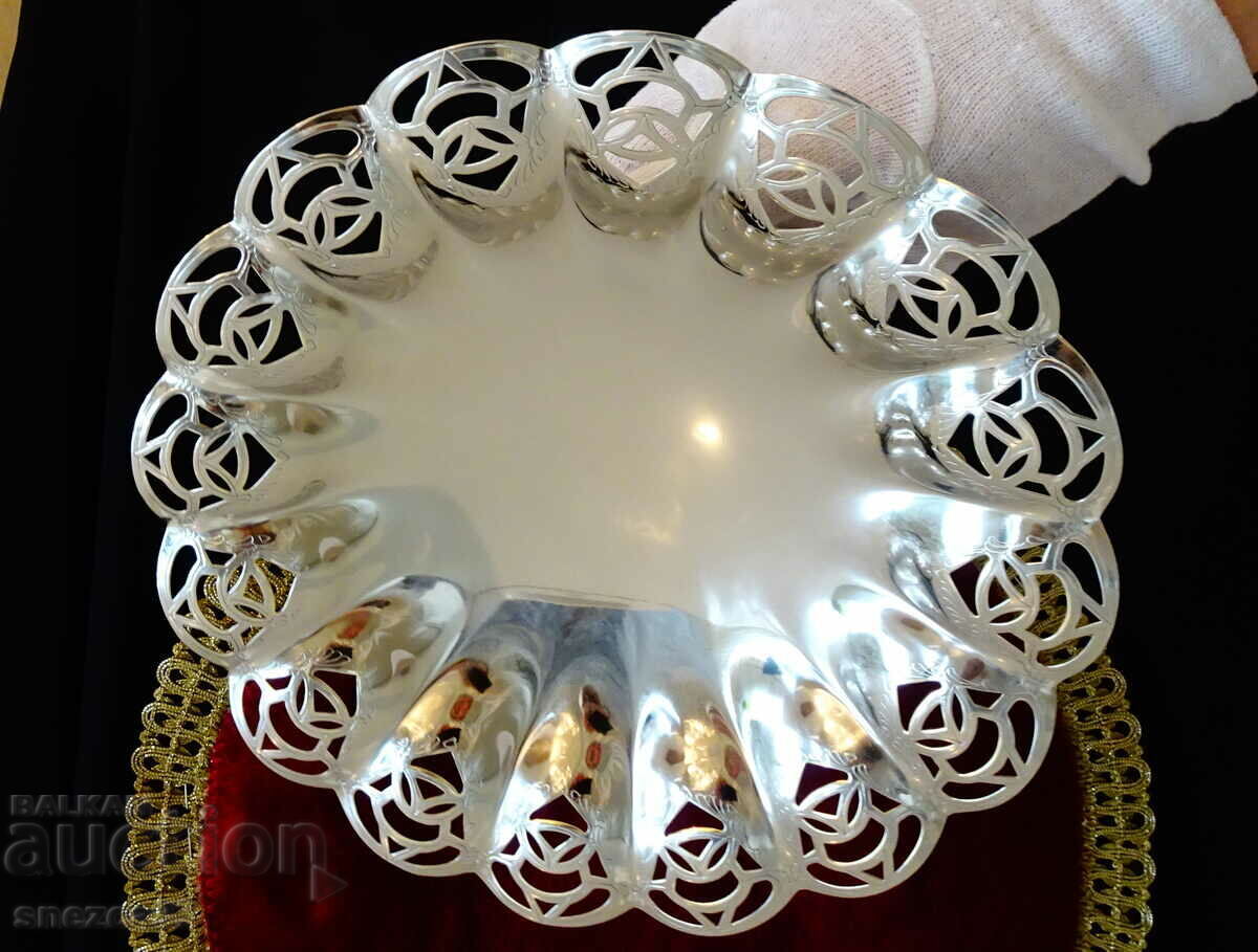 Silver plated fruit bowl J.Reihhart,W.Germany. - 7 Silver plated fruit bowl J.Reihhart,W.Germany. - 7