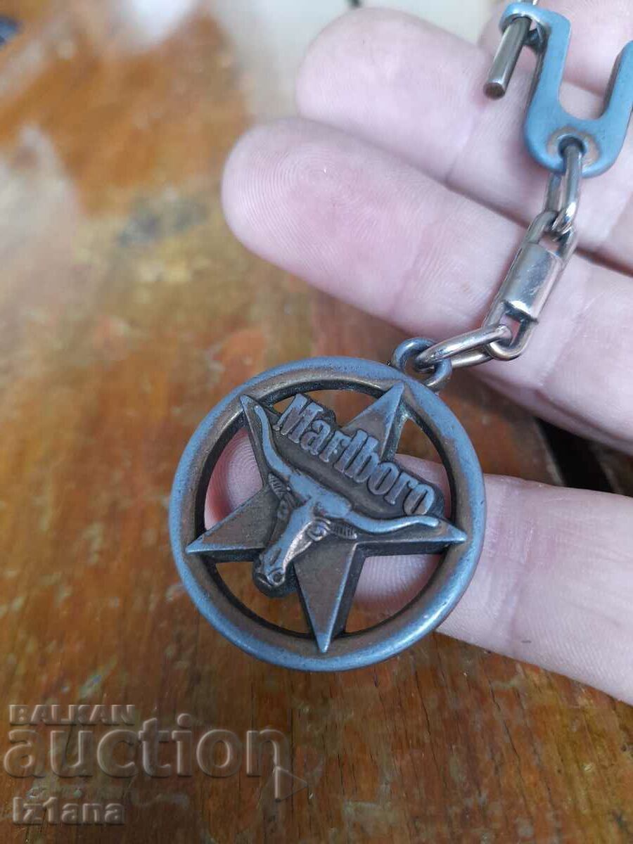 Licitație Breloc Marlboro Licitație Breloc Marlboro