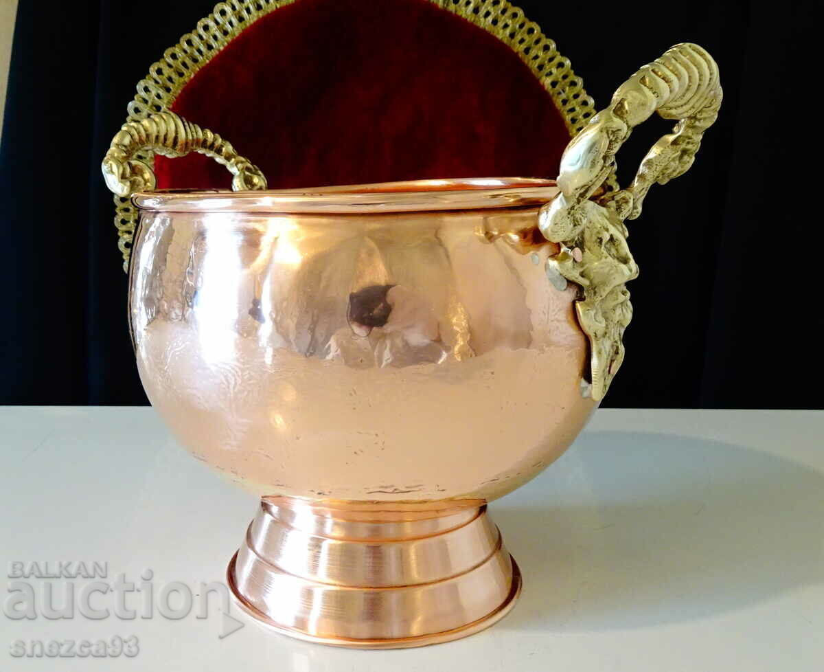 Auction Copper vessel with bronze handles, lion heads. Auction Copper vessel with bronze handles, lion heads.