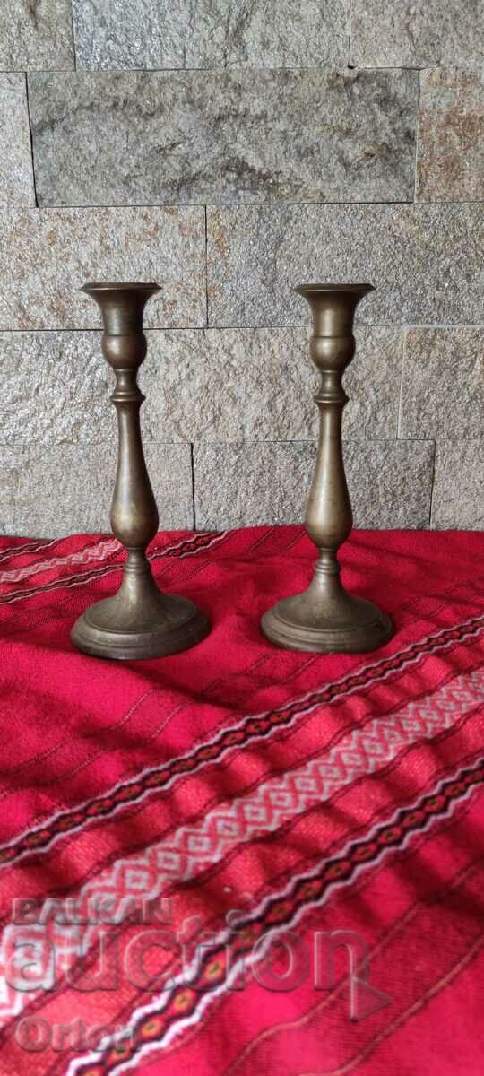 Delivery of OLD BRONZE CANDLESTICKS Delivery of OLD BRONZE CANDLESTICKS
