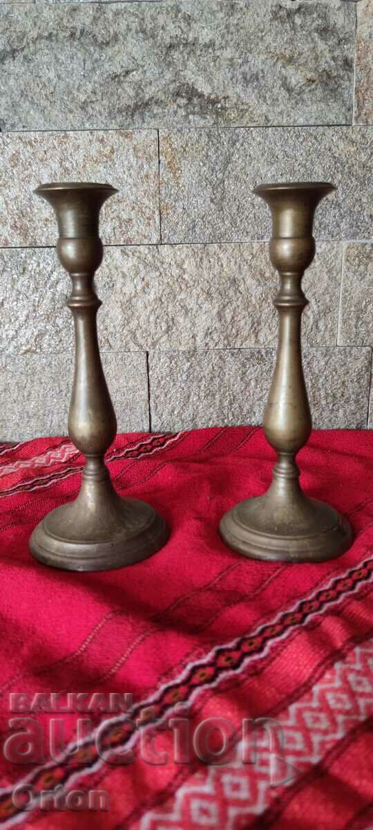 OLD BRONZE CANDLESTICKS - 7 OLD BRONZE CANDLESTICKS - 7