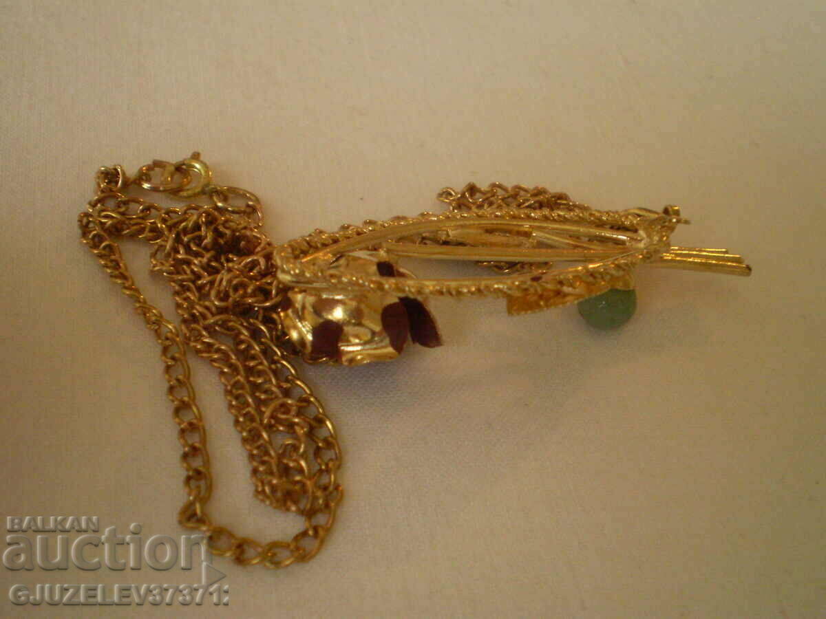 Auction women's necklace with flowers Auction women's necklace with flowers