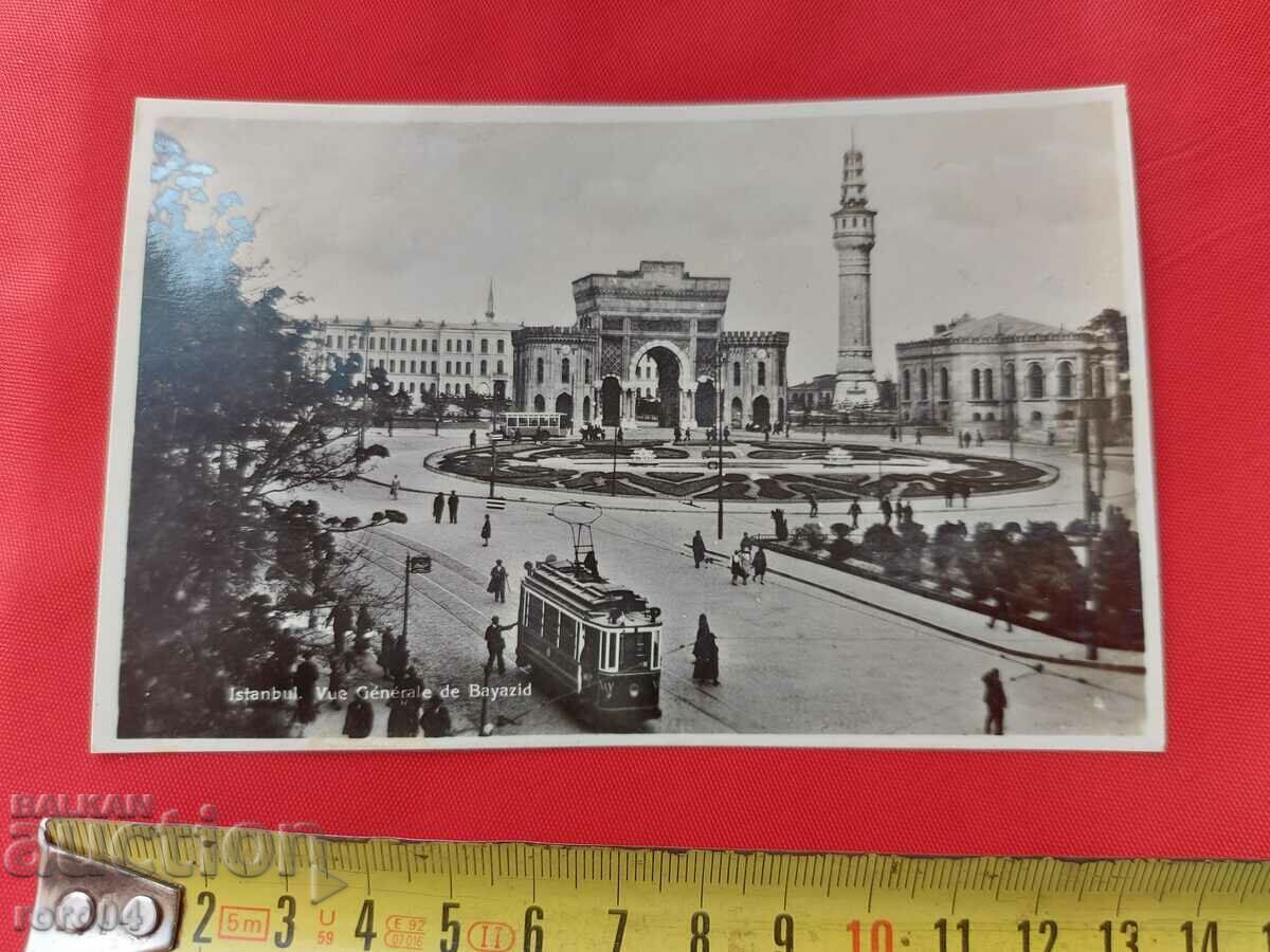 ИСТАНБУЛ с цена € 7.99 | 15.63 лв.