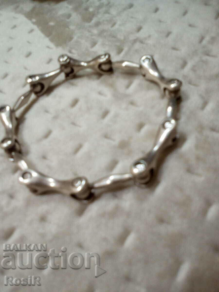 Аукцион СРЕБЪРНА ГРИВНА ПОДВИЖНА Аукцион СРЕБЪРНА ГРИВНА ПОДВИЖНА