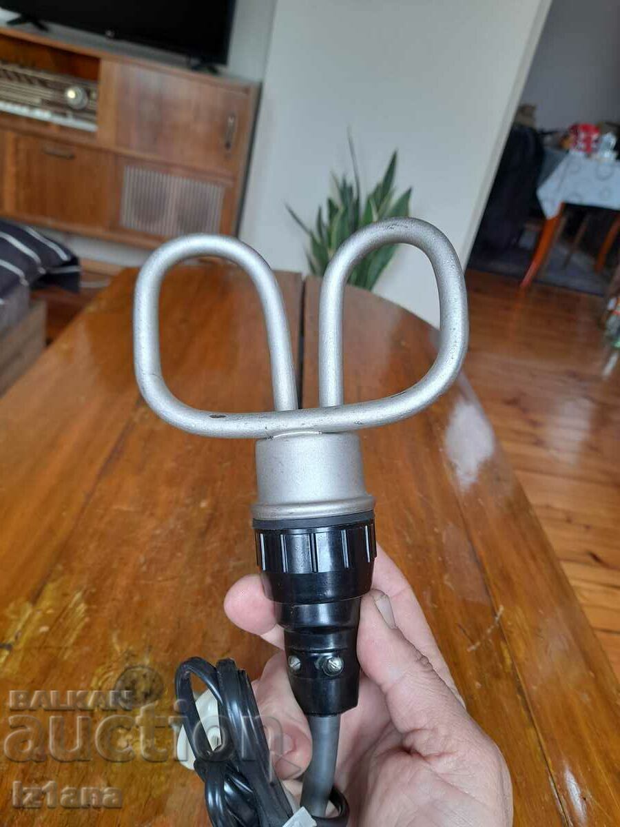An old kettle heater with price 32.00 BGN | € 16.36