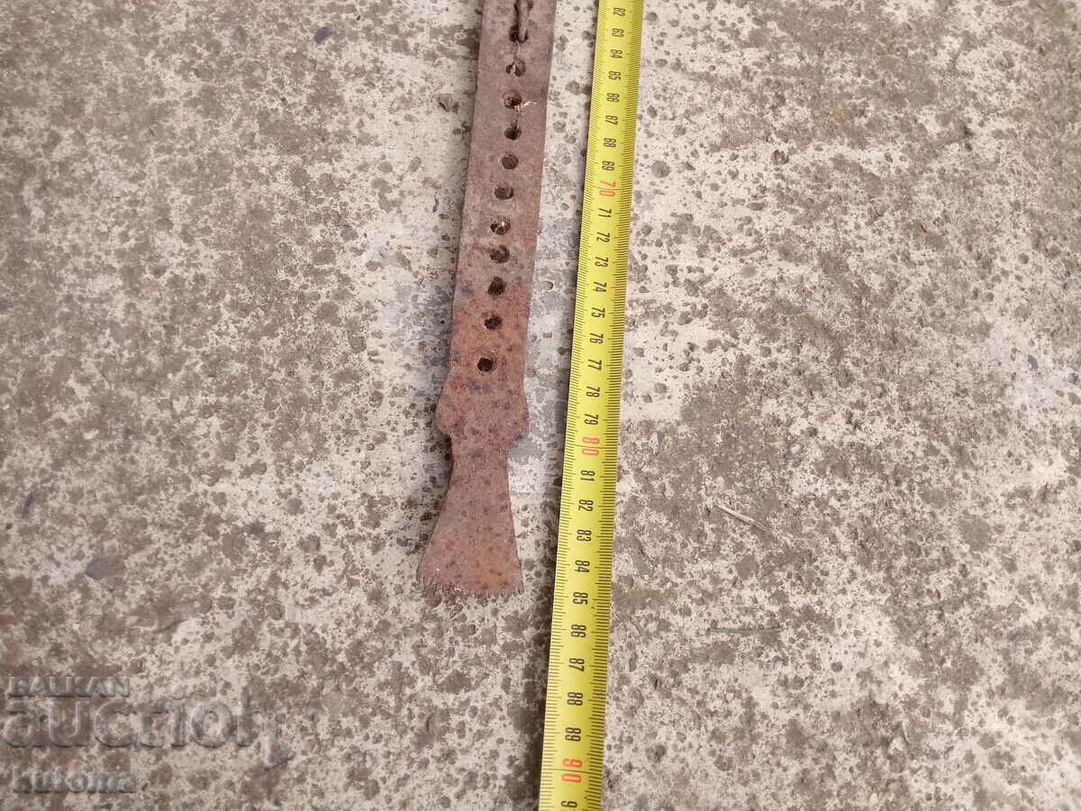 An old arshin with price 14.99 BGN | € 7.66 An old arshin with price 14.99 BGN | € 7.66