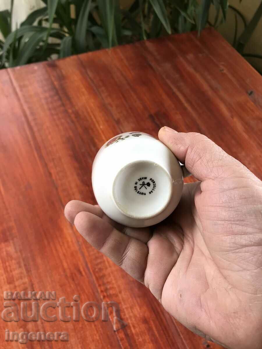 Auction PORCELAIN COFFEE MUG COLLECTION Auction PORCELAIN COFFEE MUG COLLECTION