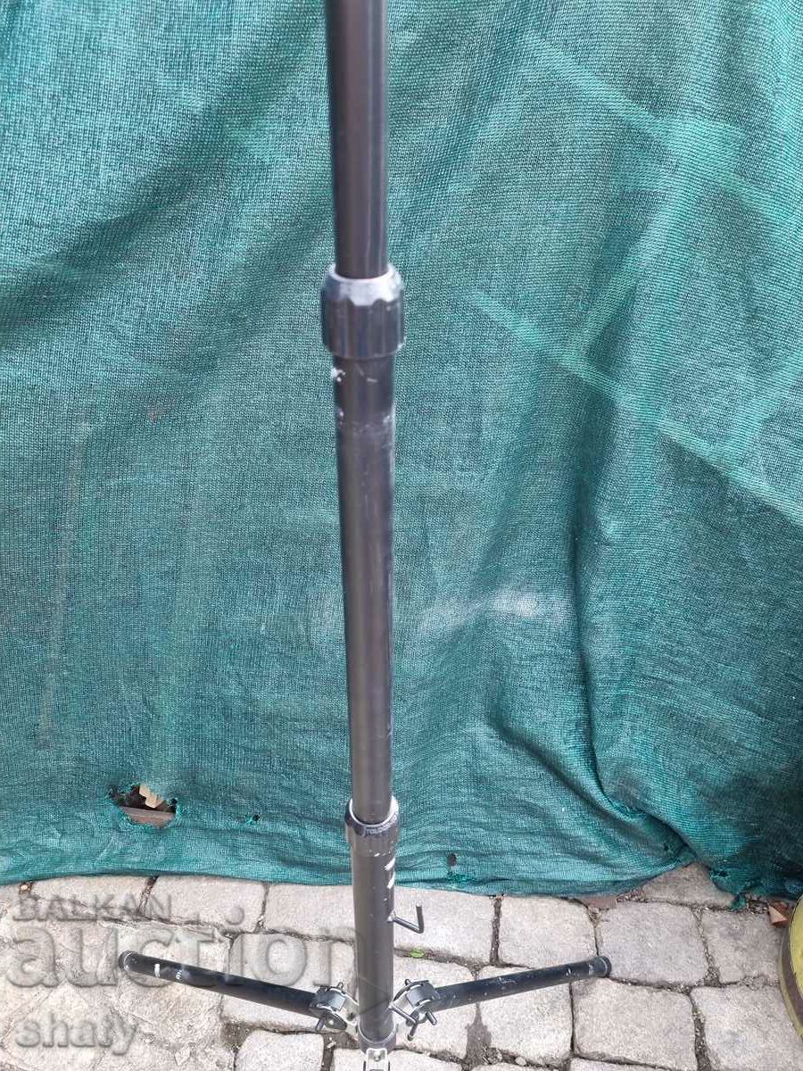 Auction Tripod, Stand. Auction Tripod, Stand.