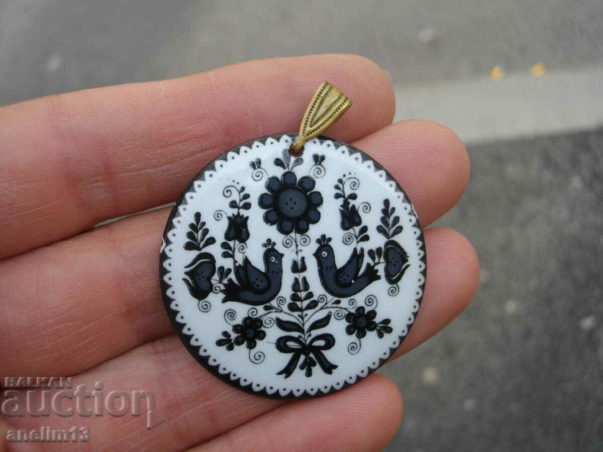 METAL ENAMELED PENDANT with price € 18.00 | 35.20 BGN