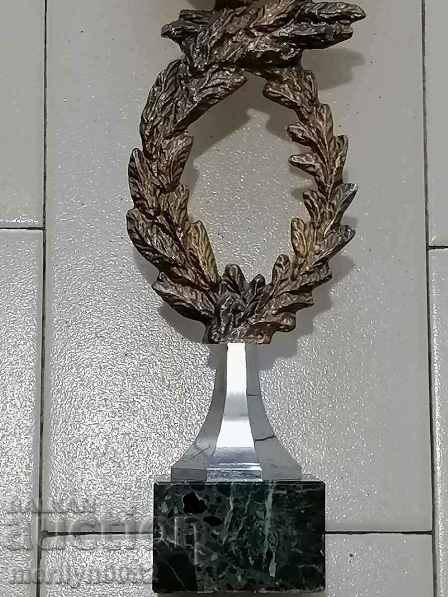 Licitație Laureat al cupei premiului, campion, excelent