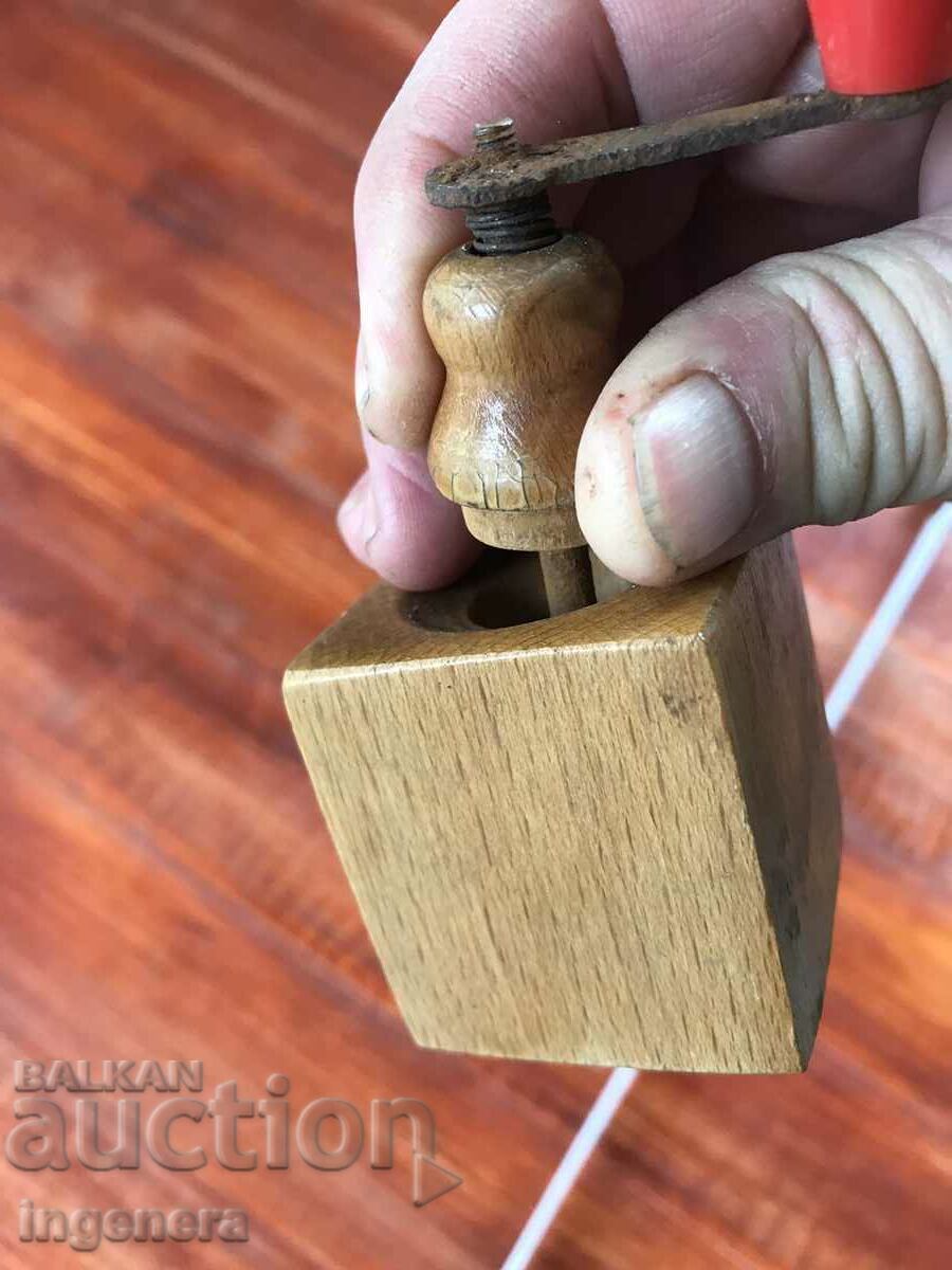 Παράδοση ΜΙΝΙ ΤΟΥΡΙΣΤΙΚΟΣ ΠΙΠΕΡΑΣ ΚΕΡΑΣΙ Παράδοση ΜΙΝΙ ΤΟΥΡΙΣΤΙΚΟΣ ΠΙΠΕΡΑΣ ΚΕΡΑΣΙ