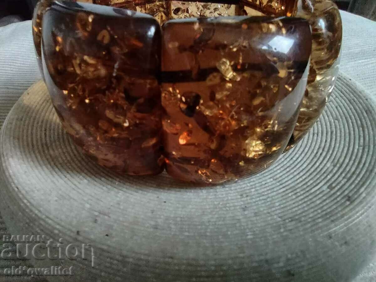 Bratara superba, latime de aproximativ 3,5 cm cu preț 199.00 BGN | € 101.75 Bratara superba, latime de aproximativ 3,5 cm cu preț 199.00 BGN | € 101.75