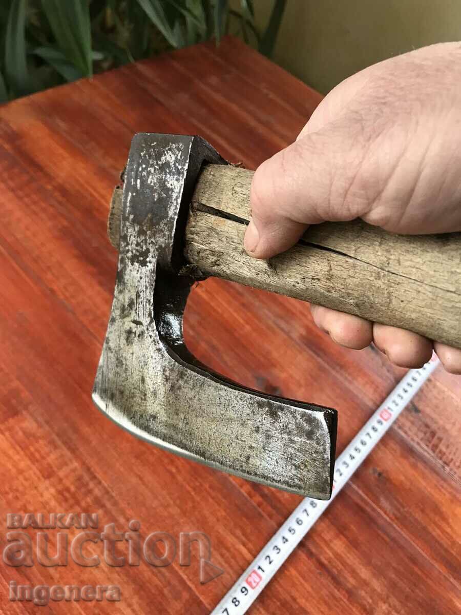Auction AX HATCHET AX TOOL Auction AX HATCHET AX TOOL