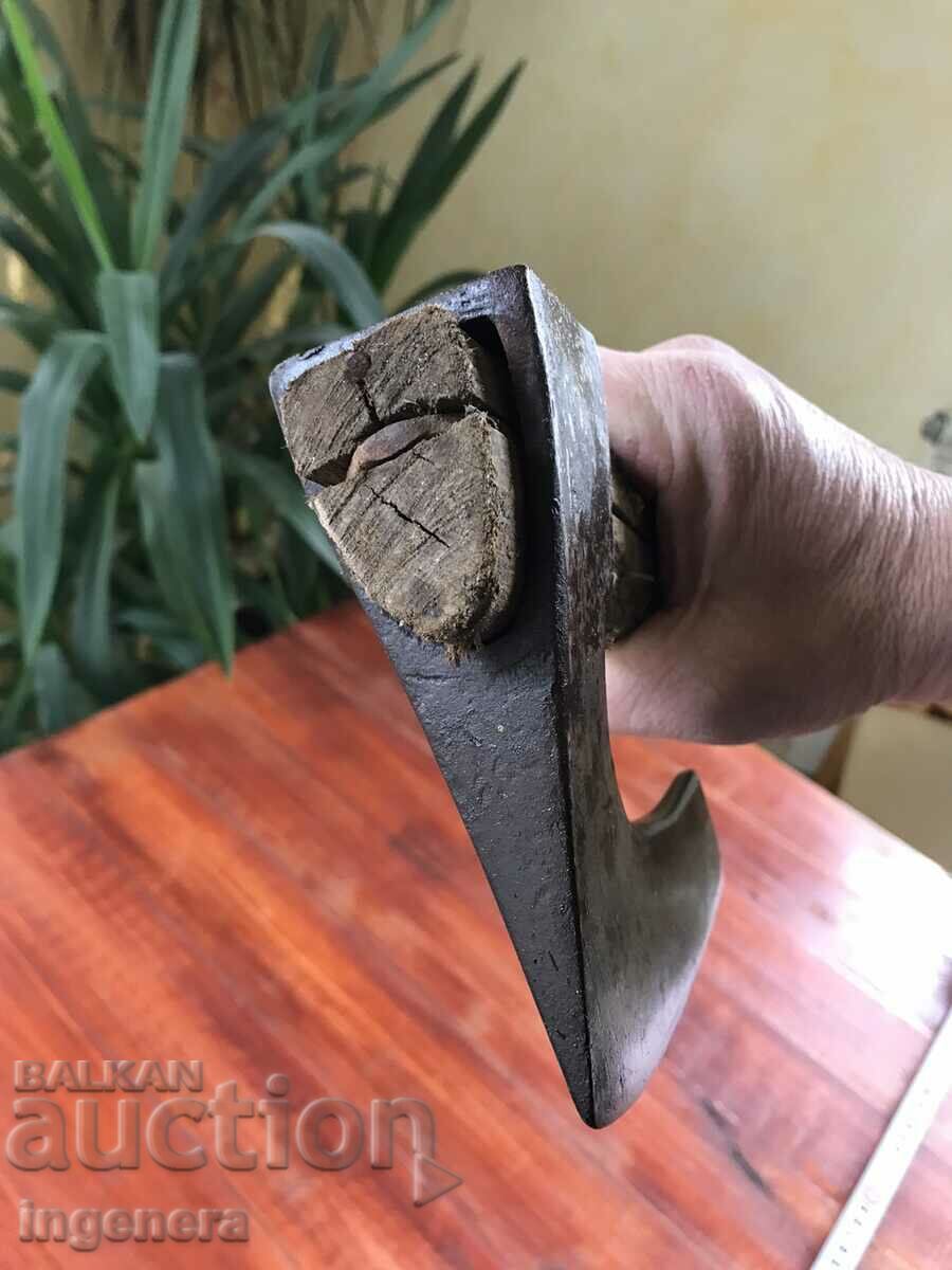 Delivery of AX HATCHET AX TOOL Delivery of AX HATCHET AX TOOL