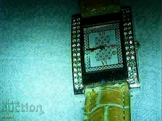 Delivery of lot of 4 pcs 4 batteries ses crystals bes batteries Delivery of lot of 4 pcs 4 batteries ses crystals bes batteries