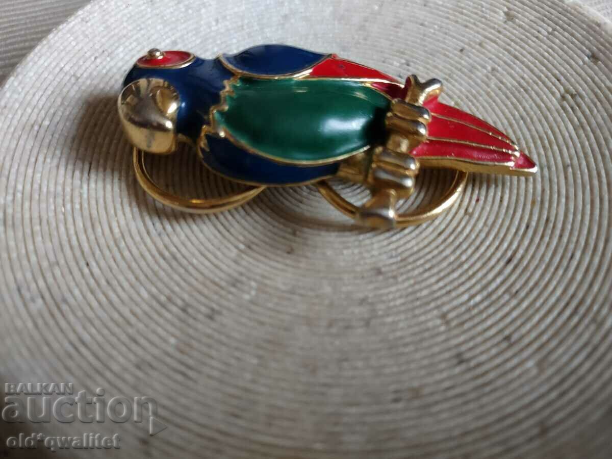 Auction Star Clips, Elegance, Style, Large Enamel Parrot Auction Star Clips, Elegance, Style, Large Enamel Parrot