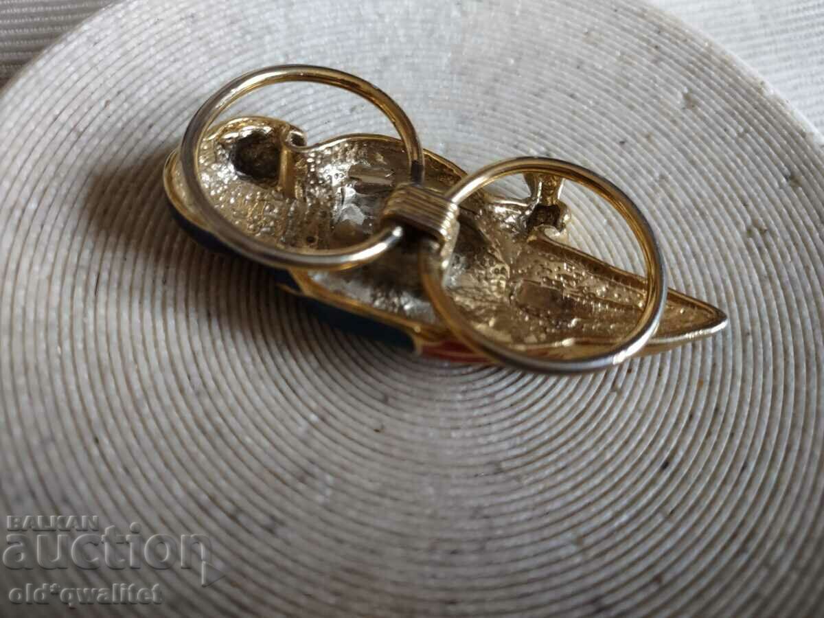 Delivery of Star Clips, Elegance, Style, Large Enamel Parrot Delivery of Star Clips, Elegance, Style, Large Enamel Parrot