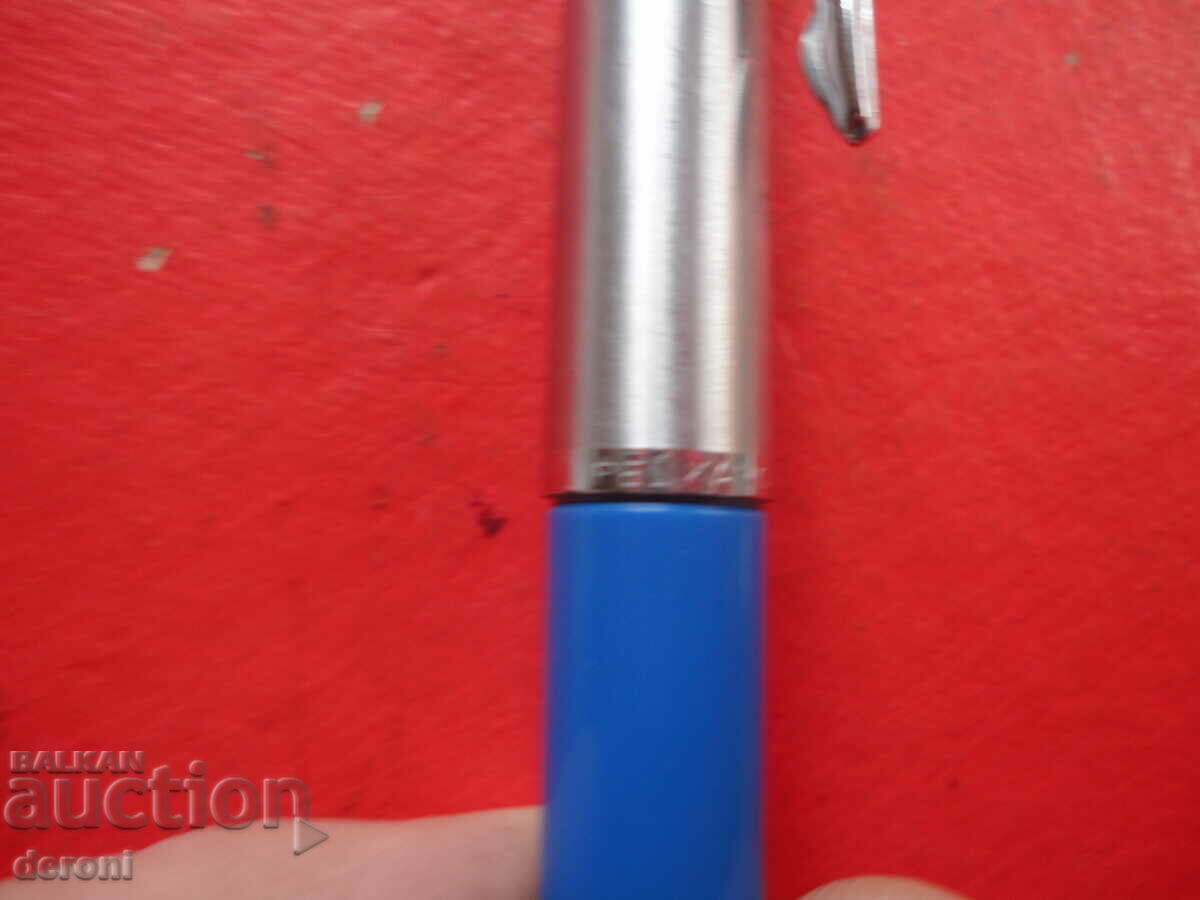 Pen Pelikanto Pelikan with price 40.00 BGN | € 20.45 Pen Pelikanto Pelikan with price 40.00 BGN | € 20.45