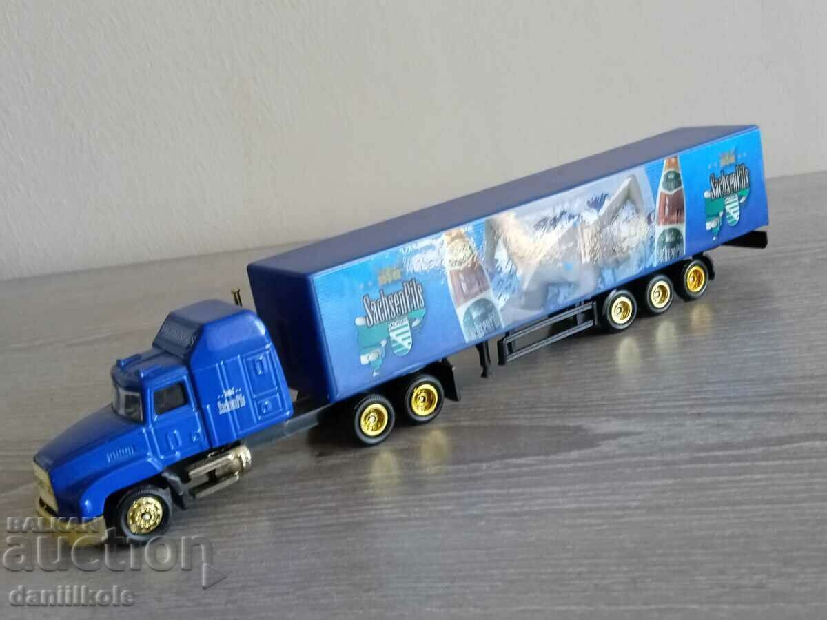 Auction *$*Y*$* METAL MODEL MUCK ADVERTISING SACHSENPILS BEER *$*Y*$* Auction *$*Y*$* METAL MODEL MUCK ADVERTISING SACHSENPILS BEER *$*Y*$*