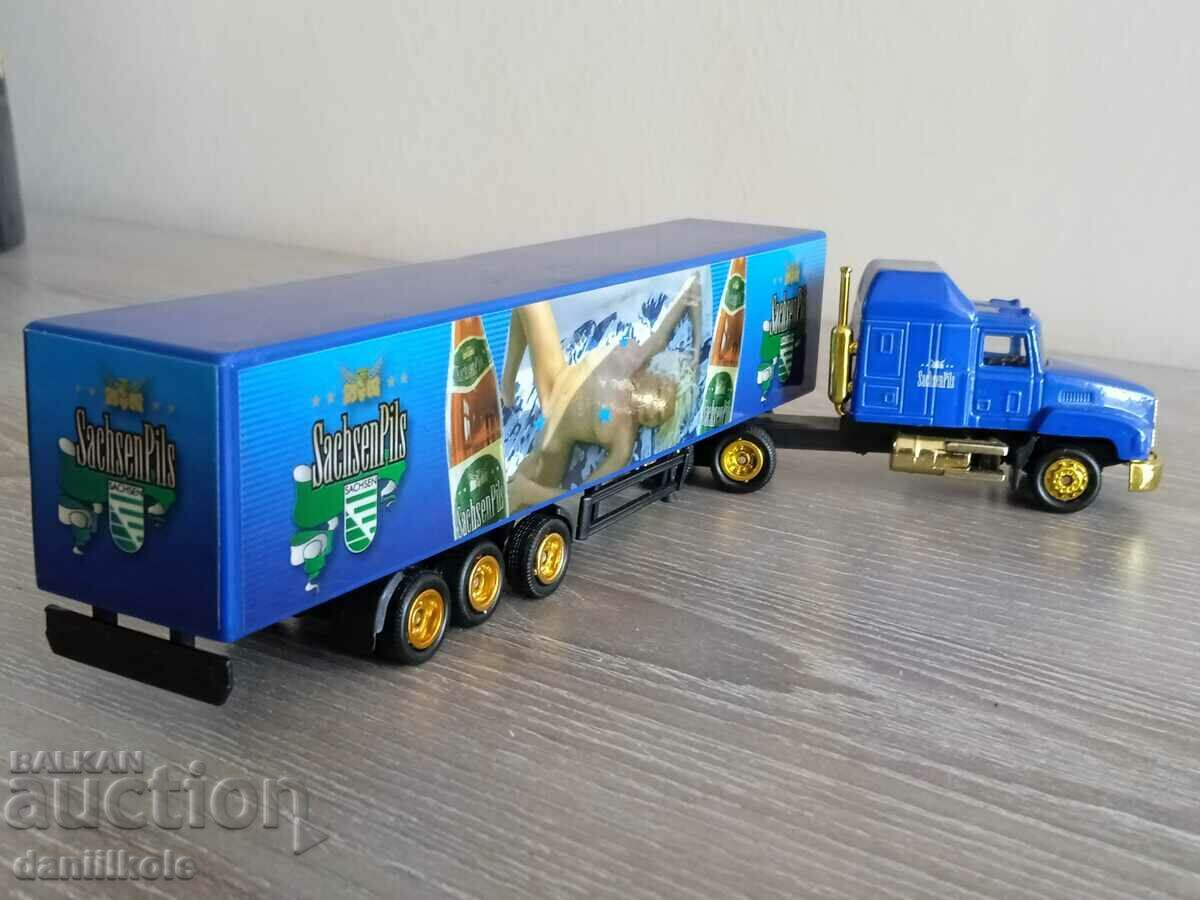 *$*Y*$* METAL MODEL MUCK ADVERTISING SACHSENPILS BEER *$*Y*$* - 5 *$*Y*$* METAL MODEL MUCK ADVERTISING SACHSENPILS BEER *$*Y*$* - 5