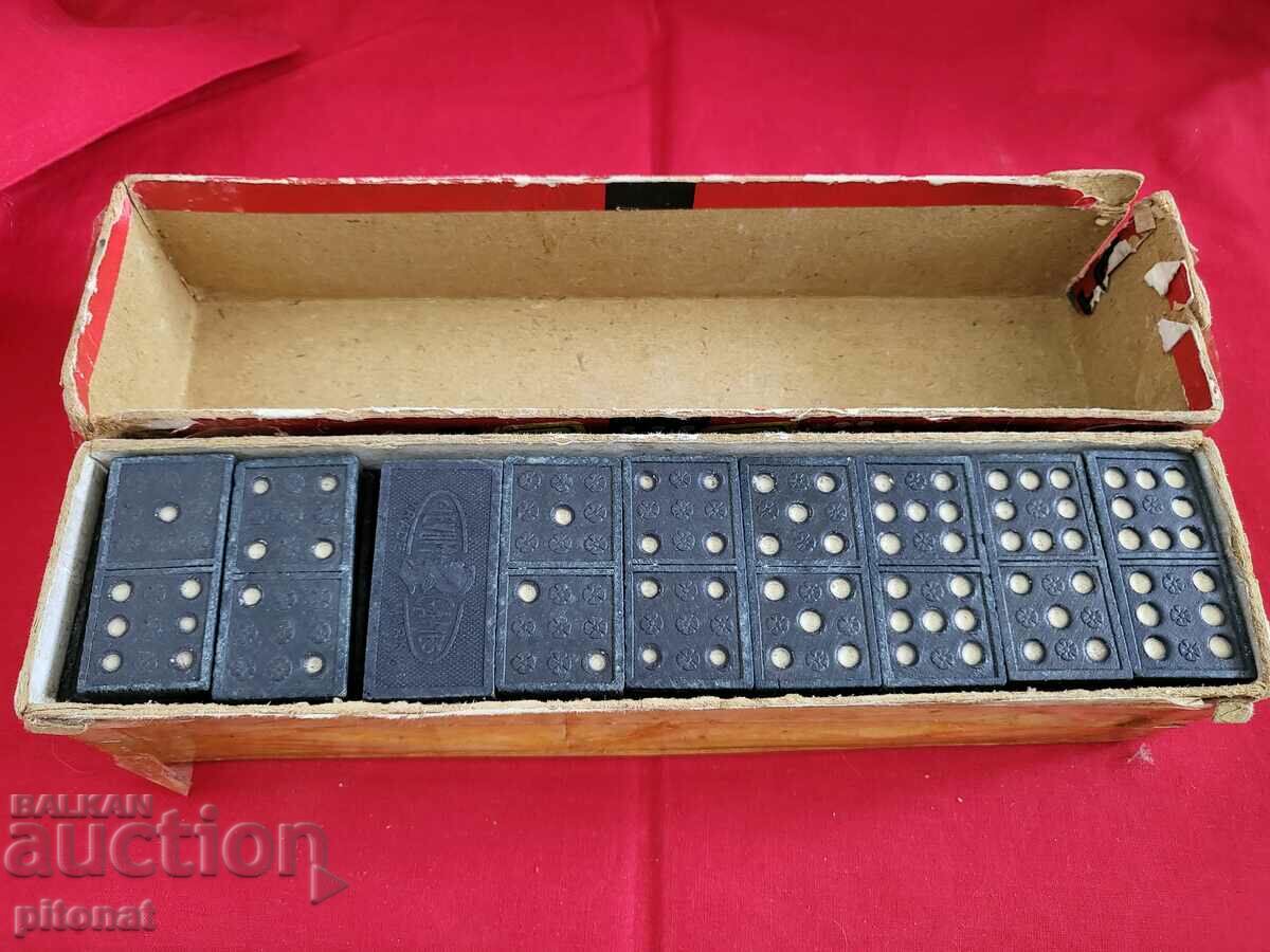 Auction Old domino 3 Auction Old domino 3