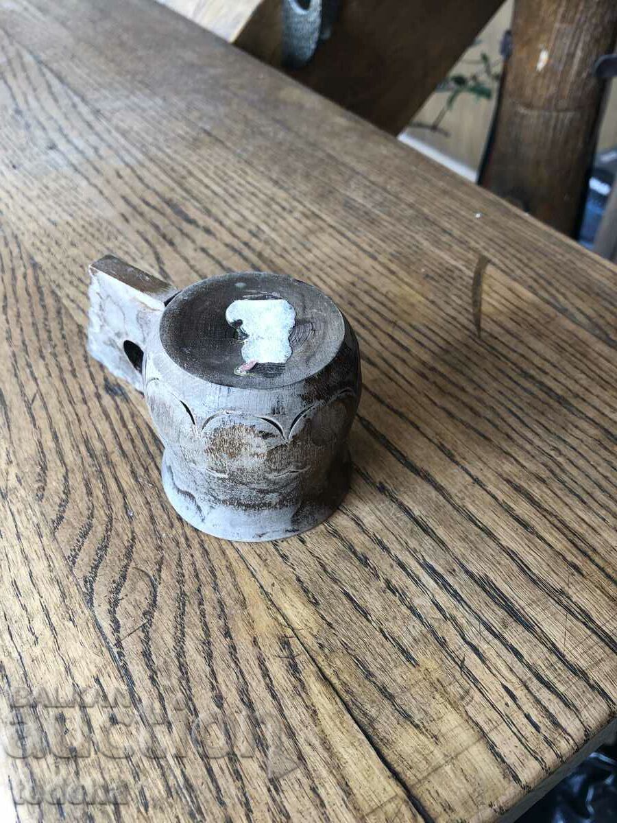 Delivery of CARVED WOODEN GLASS Delivery of CARVED WOODEN GLASS