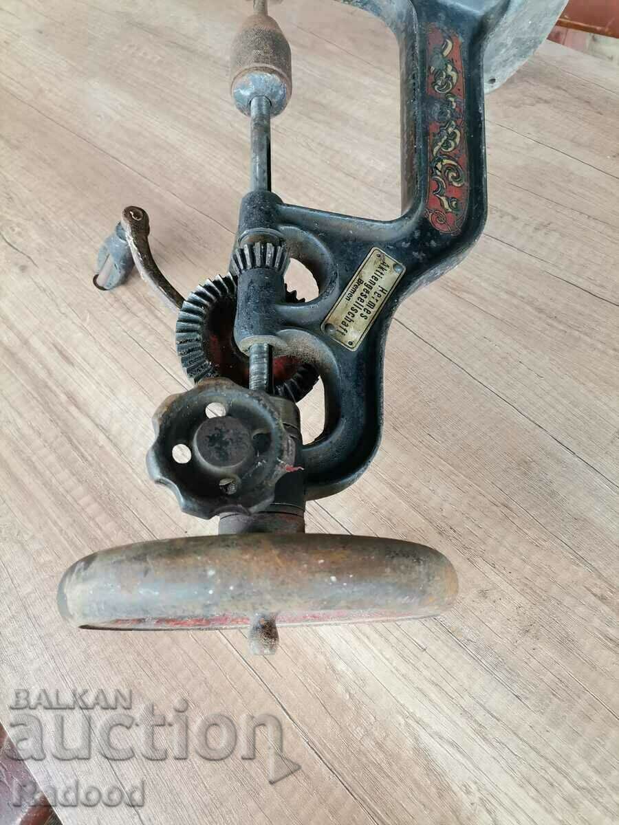 Delivery of Old HERMES manual drill Delivery of Old HERMES manual drill