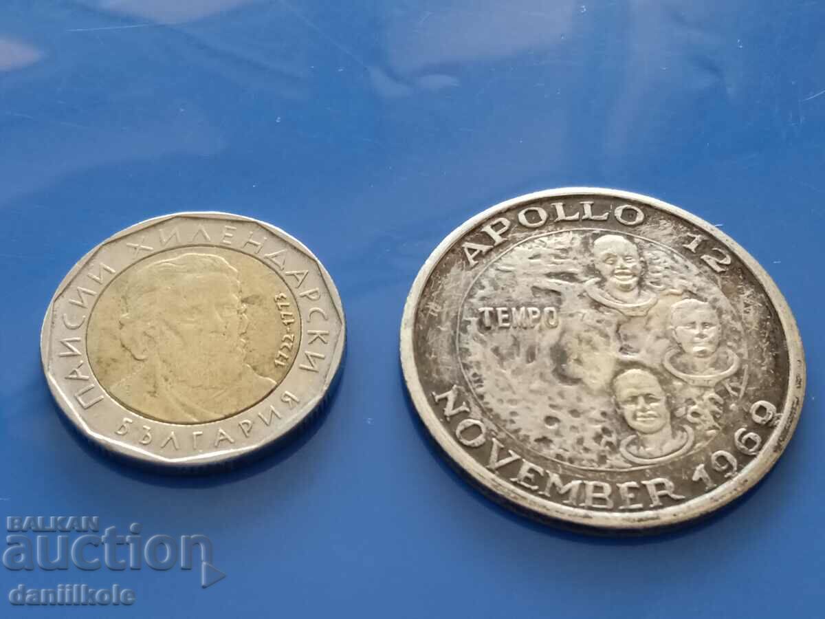 Delivery of *$*Y*$* APOLLO ADVERTISING PLAQUE TOKEN 12 NOVEMBER 1969 *$*Y*$* Delivery of *$*Y*$* APOLLO ADVERTISING PLAQUE TOKEN 12 NOVEMBER 1969 *$*Y*$*