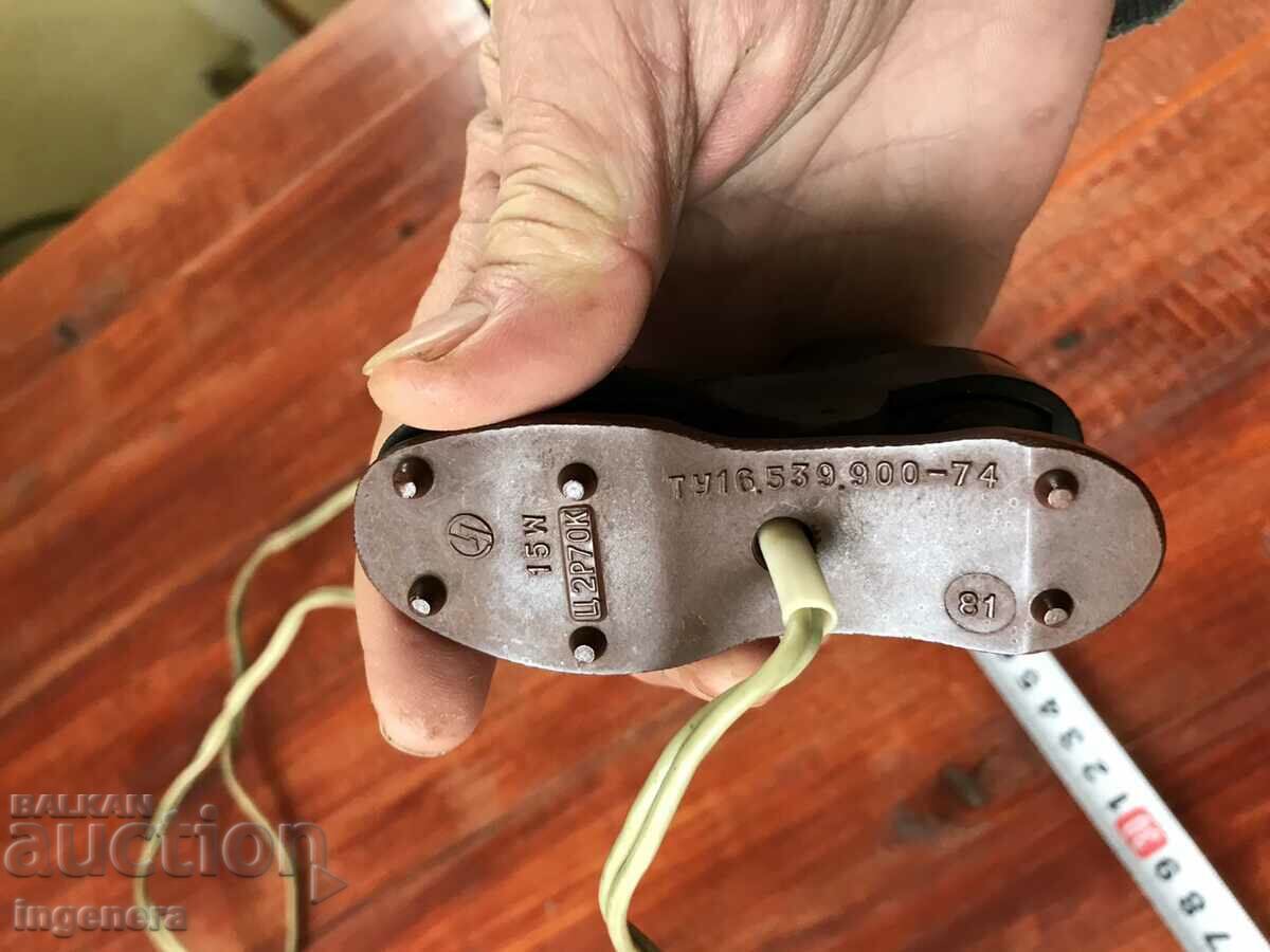 Доставка на НОЩНА ЛАМПА ОБУВКА БАКЕЛИТ СССР Доставка на НОЩНА ЛАМПА ОБУВКА БАКЕЛИТ СССР