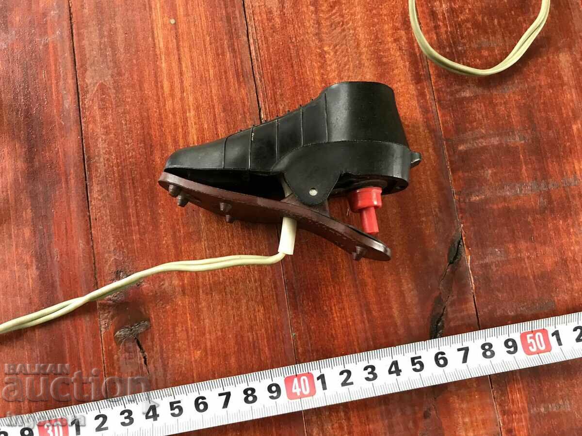 НОЩНА ЛАМПА ОБУВКА БАКЕЛИТ СССР - 7 НОЩНА ЛАМПА ОБУВКА БАКЕЛИТ СССР - 7