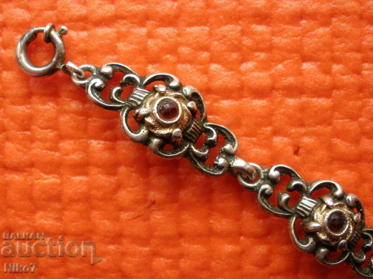 Livrarea Bratara veche din argint cu pietre. Livrarea Bratara veche din argint cu pietre.