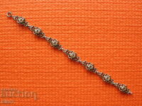 Стара,сребърна гривна с камъни.